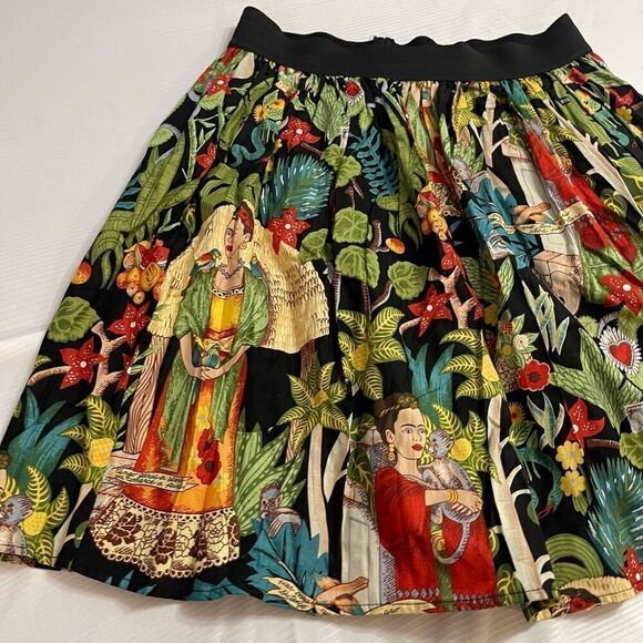 HEMET Frida Kahlo Print Pleated Skirt Size Large - Picture 5 of 9